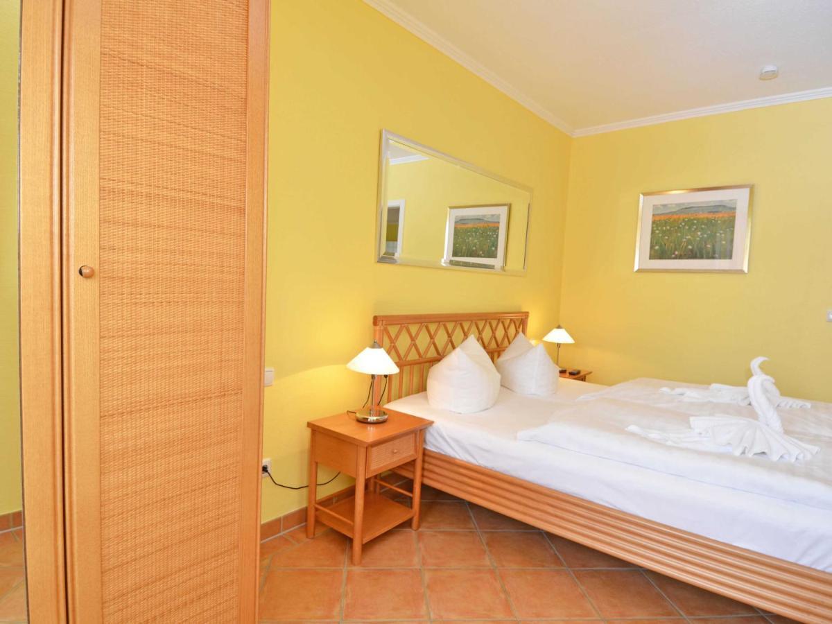 "Villa Laetitia" - Wg 15 - Zentral, Strandnah, 2 Balkone Binz Exteriör bild